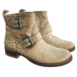 Anthropologie Naya Agatha Buckle Bootie Taupe Leather Studded Moto Boot Size 7.5